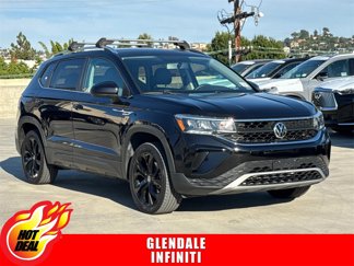 Used 2022 Volkswagen Taos SE image 1