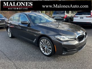 Used 2022 BMW 530e w/ Premium Package image 1
