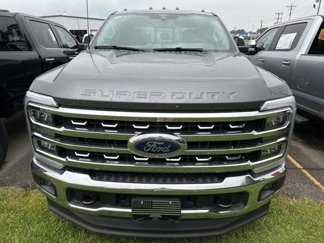 Used 2025 Ford F350 Lariat w/ Chrome Package image 1
