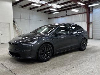 Used 2024 Tesla Model X image 1