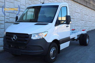 Used 2023 Mercedes-Benz Sprinter 4500 image 1