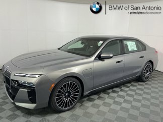 New 2026 BMW 750e xDrive video 1