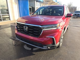 New 2025 Honda Pilot Touring image 1