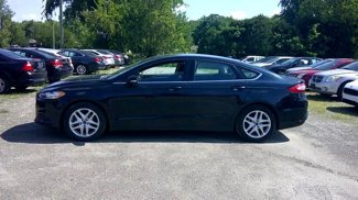 Used 2014 Ford Fusion SE image 1