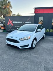 Used 2016 Ford Focus SE image 1