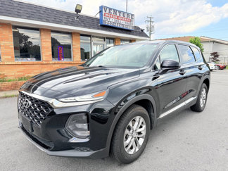 Used 2019 Hyundai Santa Fe SE image 1