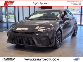 Certified 2025 Toyota Camry SE image 1