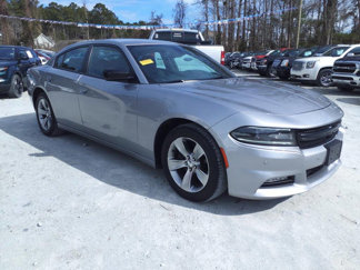 Used 2017 Dodge Charger SXT w/ Navigation & Travel Group image 1