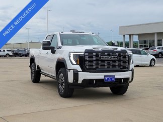 New 2025 GMC Sierra 2500 Denali Ultimate w/ Max Trailering Package image 1