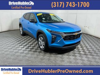 Used 2025 Chevrolet Trax LS image 1