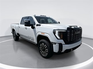 New 2025 GMC Sierra 2500 Denali Ultimate w/ Max Trailering Package image 1