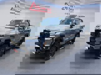 New 2025 Nissan Frontier PRO-4X w/ Pro Premium Package image 1