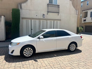 Used 2013 Toyota Camry LE image 1