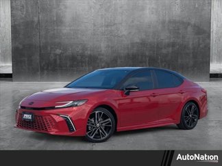 Used 2025 Toyota Camry XSE image 1