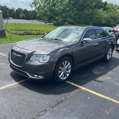 Used 2016 Chrysler 300 C image 1