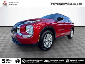 Used 2024 Mitsubishi Outlander ES image 1