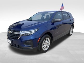 Used 2023 Chevrolet Equinox LS image 1