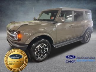 New 2025 Ford Bronco Outer Banks image 1