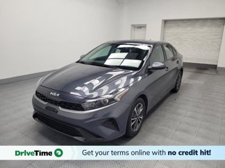 Used 2023 Kia Forte LXS image 1