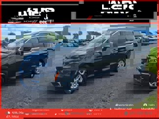 Used 2023 Chrysler Pacifica Touring-L image 1