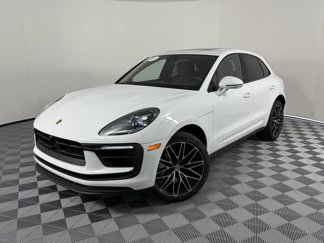 Certified 2025 Porsche Macan S image 1