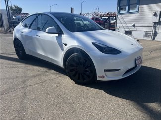 Used 2023 Tesla Model Y Performance image 1