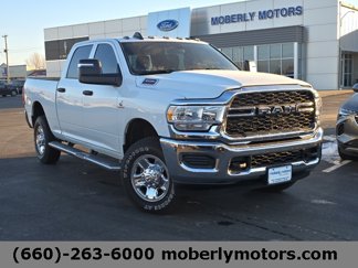 Used 2024 RAM 3500 Tradesman w/ Chrome Appearance Group image 1