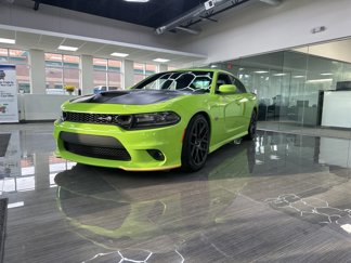 Used 2019 Dodge Charger Scat Pack w/ Driver Confidence Group image 1