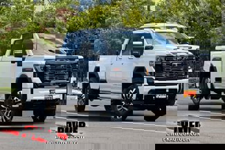 New 2025 GMC Sierra 3500 Denali Ultimate image 1