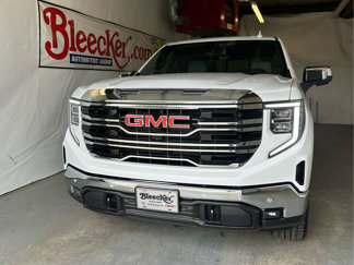 New 2025 GMC Sierra 1500 SLT w/ SLT Premium Plus Package image 1