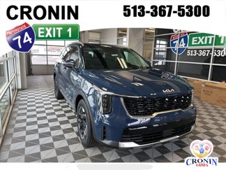 New 2025 Kia Sorento S w/ Panoramic Sunroof Package image 1