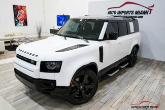 Used 2023 Land Rover Defender 130 X-Dynamic SE image 1