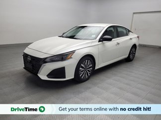 Used 2024 Nissan Altima 2.5 SV image 1