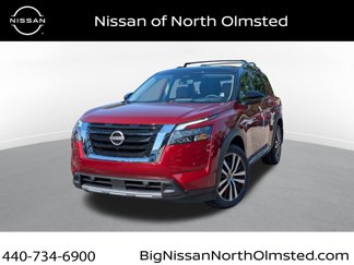 New 2025 Nissan Pathfinder Platinum image 1
