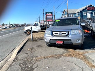Used 2010 Honda Pilot Touring image 1
