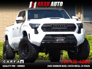 Used 2025 Toyota Tacoma TRD Sport image 1