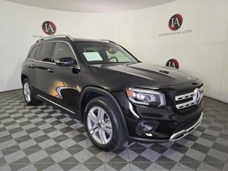 Used 2023 Mercedes-Benz GLB 250 4MATIC image 1