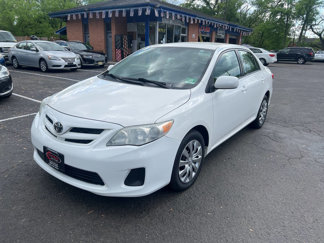 Used 2012 Toyota Corolla LE image 1
