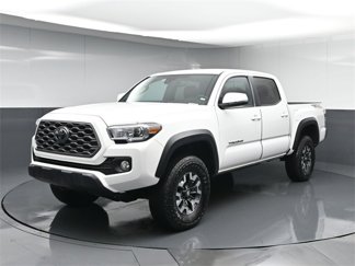 Used 2023 Toyota Tacoma TRD Off-Road image 1