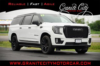 Used 2023 GMC Yukon XL Denali w/ Advanced Technology Package image 1
