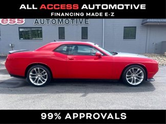 Used 2020 Dodge Challenger GT image 1