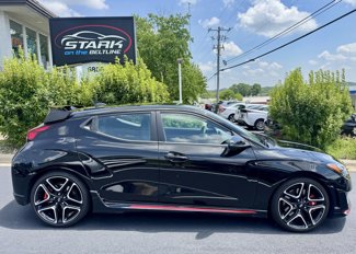 Used 2022 Hyundai Veloster N image 1