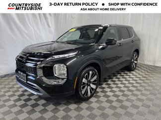 New 2025 Mitsubishi Outlander SE image 1
