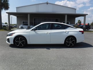 Used 2024 Nissan Altima 2.5 SR image 1