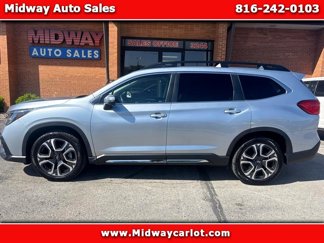Used 2023 Subaru Ascent Limited image 1