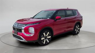 New 2025 Mitsubishi Outlander SE image 1