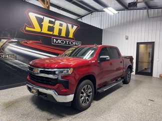 Used 2024 Chevrolet Silverado 1500 LT image 1