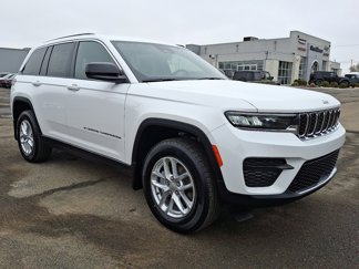 New 2025 Jeep Grand Cherokee Laredo w/ MOPAR Finishing Package image 1