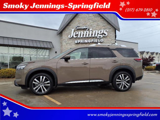 Used 2023 Nissan Pathfinder Platinum image 1