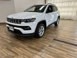 New 2025 Jeep Compass Latitude image 1